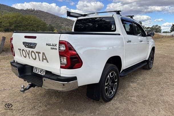 2021 Toyota Hilux SR5 in White