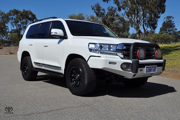 2020 Toyota Landcruiser Sahara in White