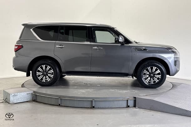 2023 Nissan Patrol Ti in Grey