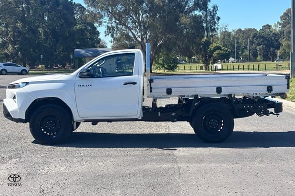 2026 Toyota Hilux Workmate in White