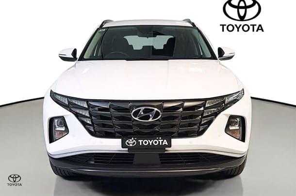 2022 Hyundai Tucson Base in White