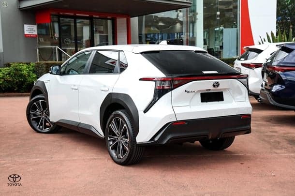 2024 Toyota bZ4X Standard 2WD in White