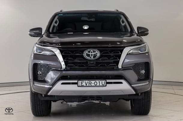 2022 Toyota Fortuner Crusade in Grey