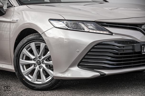 2018 Toyota Camry Ascent in Brown