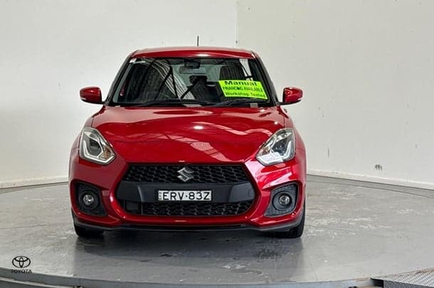2021 Suzuki Swift Sport in Red