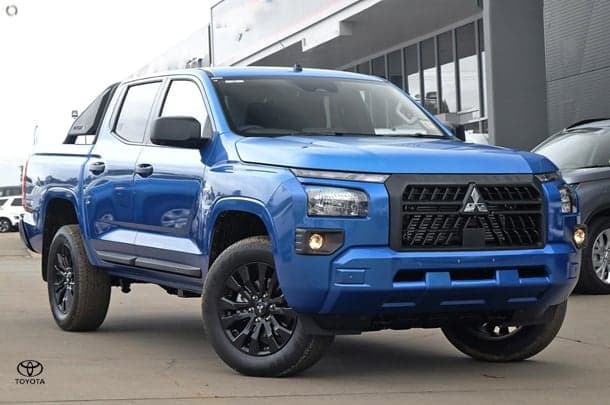 2025 Mitsubishi Triton GLX-R in Blue