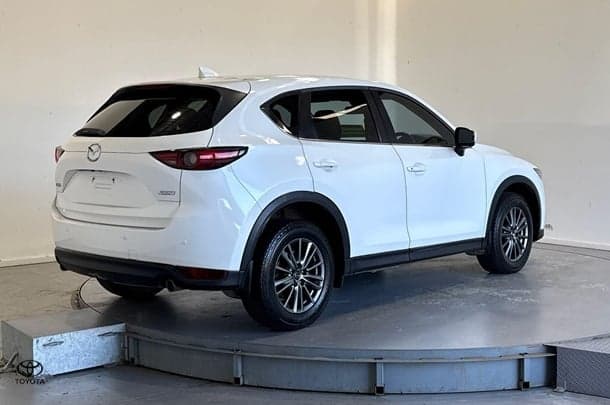 2017 Mazda CX-5 Maxx Sport in White