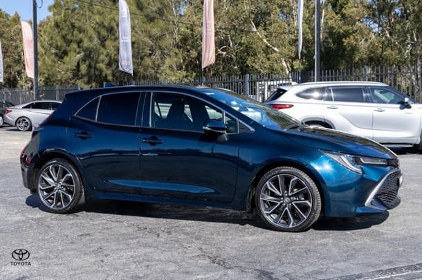 2019 Toyota Corolla ZR in Black