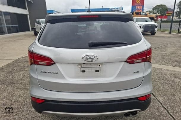 2014 Hyundai Santa Fe Highlander in Silver