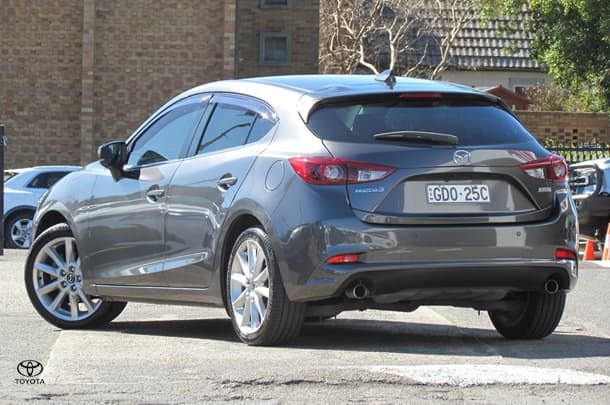 2016 Mazda 3 SP25 GT in Grey