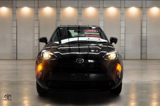 2024 Toyota Yaris Cross GX in Black
