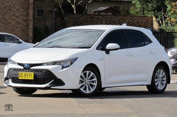 2023 Toyota Corolla Ascent Sport Hybrid in White