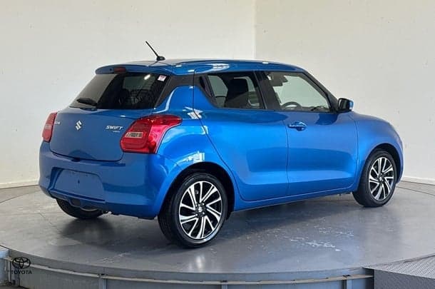 2021 Suzuki Swift GLX Turbo in Blue