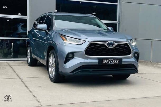 2021 Toyota Kluger Grande in Blue