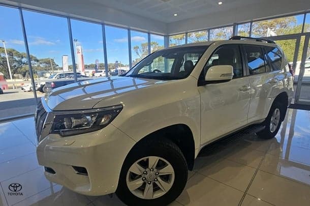 2023 Toyota Landcruiser Prado GXL in White