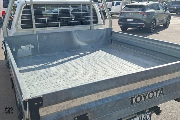 2021 Toyota Hilux SR in White