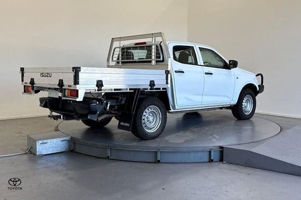 2023 Isuzu D-MAX SX in White