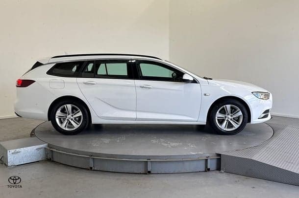 2019 Holden Commodore LT in White