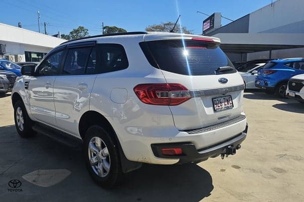 2020 Ford Everest Ambiente in White