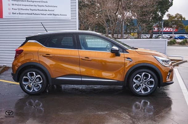 2021 Renault Captur Intens in Other