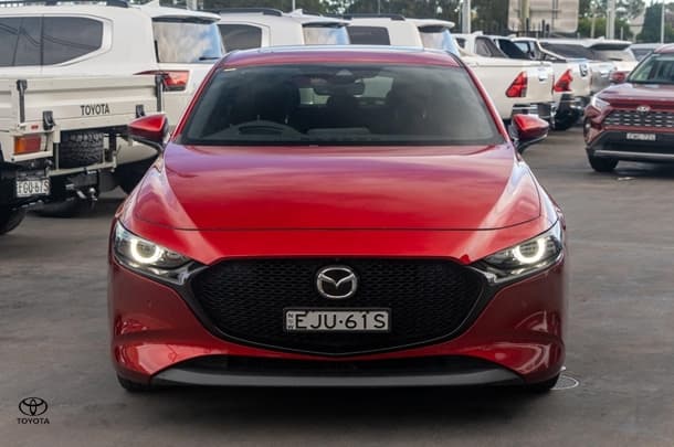 2020 Mazda 3 G25 Astina in Red