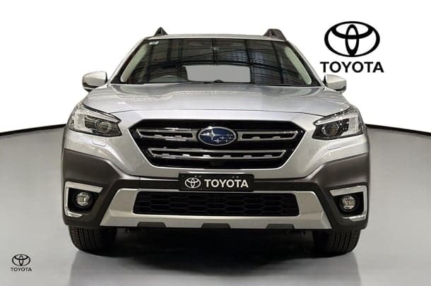 2023 Subaru Outback AWD in Silver