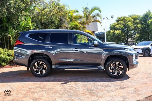 2025 Mitsubishi Pajero Sport GLS in Grey