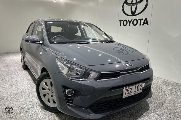 2021 Kia Rio S in Grey