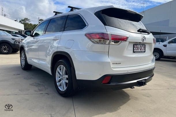 2014 Toyota Kluger GX in White