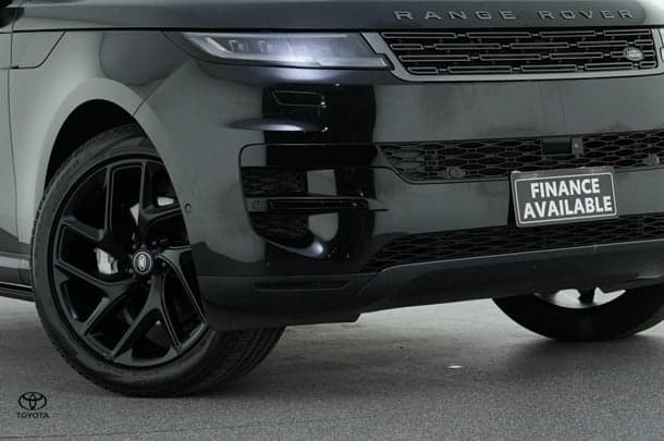 2023 Land Rover Range Rover Sport D250 SE in Black