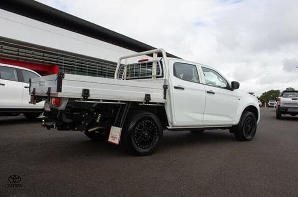 2023 Isuzu D-MAX SX in White