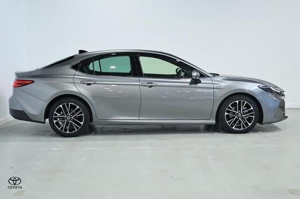 2025 Toyota Camry SL in Other