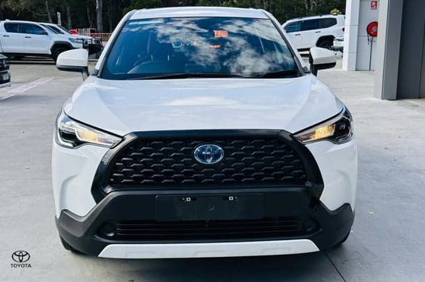 2023 Toyota Corolla Cross GX in White