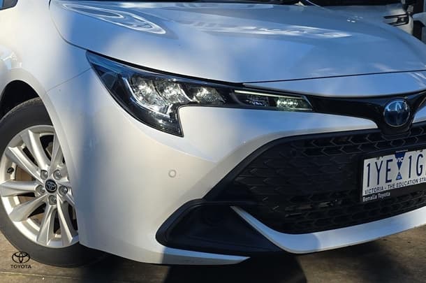 2023 Toyota Corolla Ascent Sport Hybrid in White