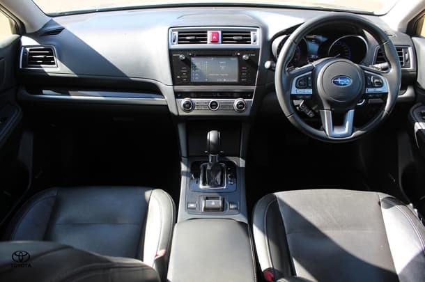 2015 Subaru Outback 3.6R in Grey