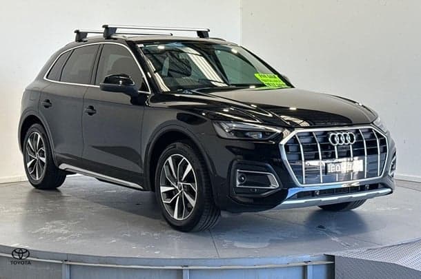 2023 Audi Q5 35 TDI in Black