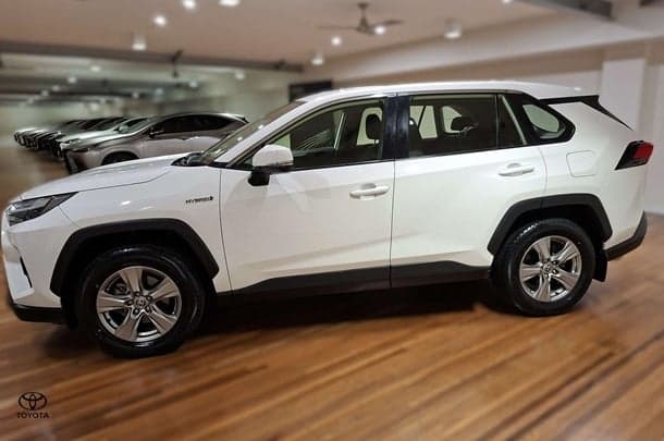 2023 Toyota RAV4 GX AWD in White