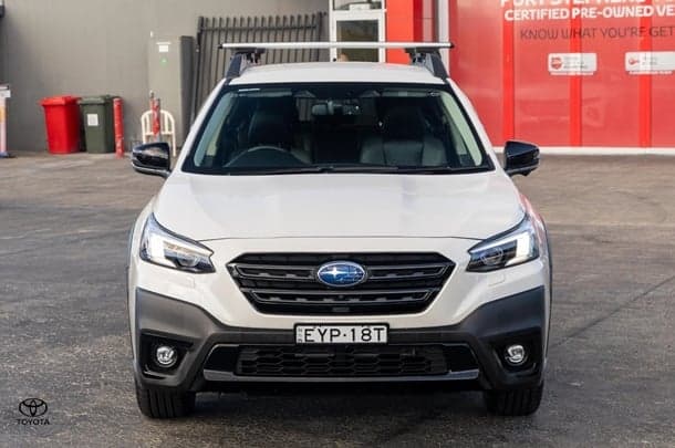 2023 Subaru Outback AWD Sport in White