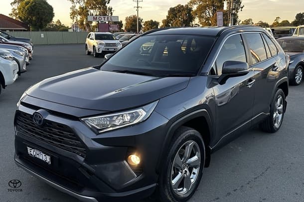 2021 Toyota RAV4 GXL AWD in Silver