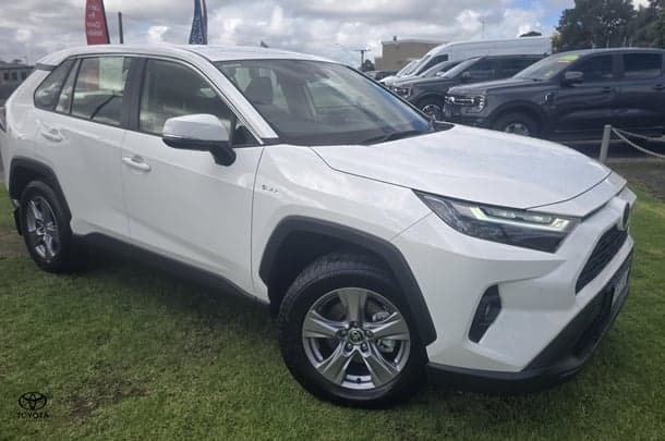2025 Toyota RAV4 GX AWD in White
