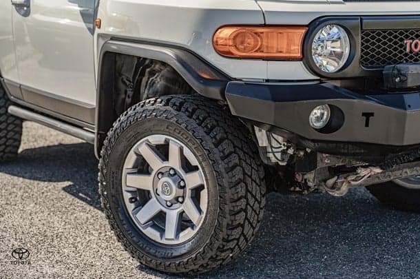 2016 Toyota FJ Cruiser Base in White