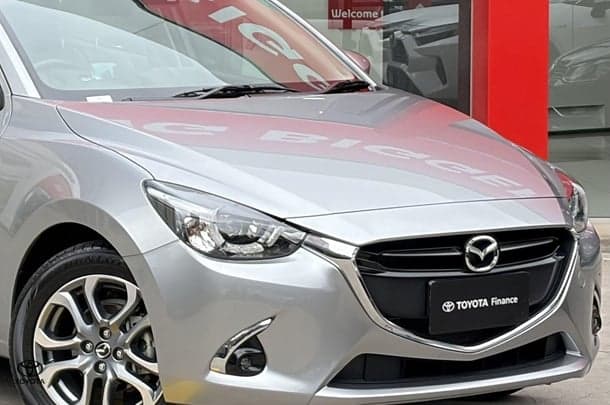 2017 Mazda 2 GT in Silver