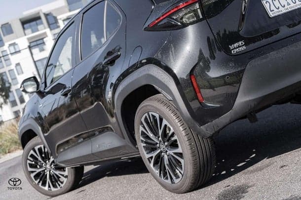 2025 Toyota Yaris Cross Urban in Black