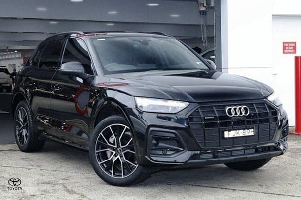 2024 Audi Q5 45 TFSI Sport in Black