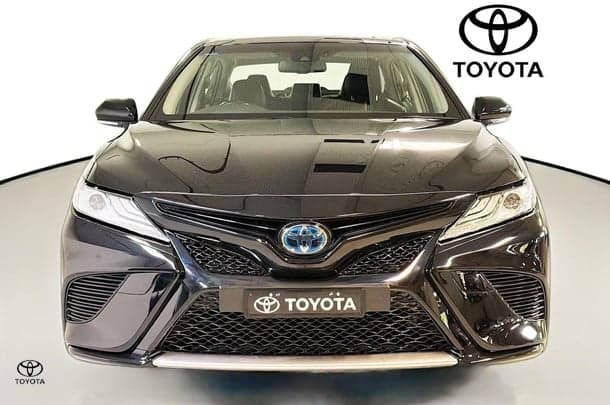 2020 Toyota Camry SL in Black