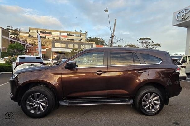 2021 Isuzu MU-X LS-U in Other