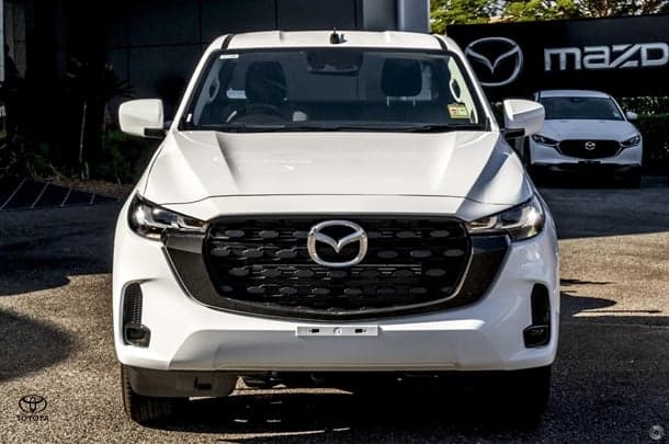 2026 Mazda BT-50 XT in White