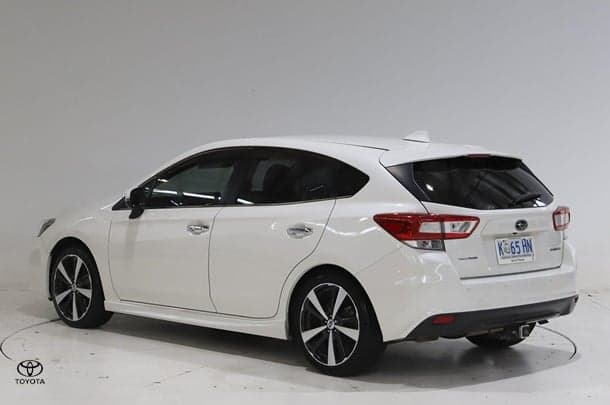 2018 Subaru Impreza 2.0i-S in White