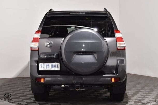 2017 Toyota Landcruiser Prado GXL in Silver