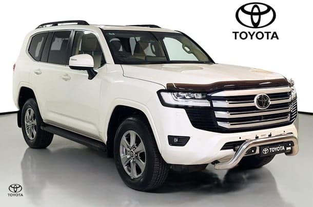 2021 Toyota Landcruiser VX in White